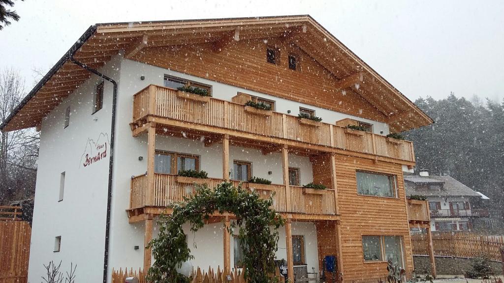 Haus Bernard Apartment Сиуси Екстериор снимка