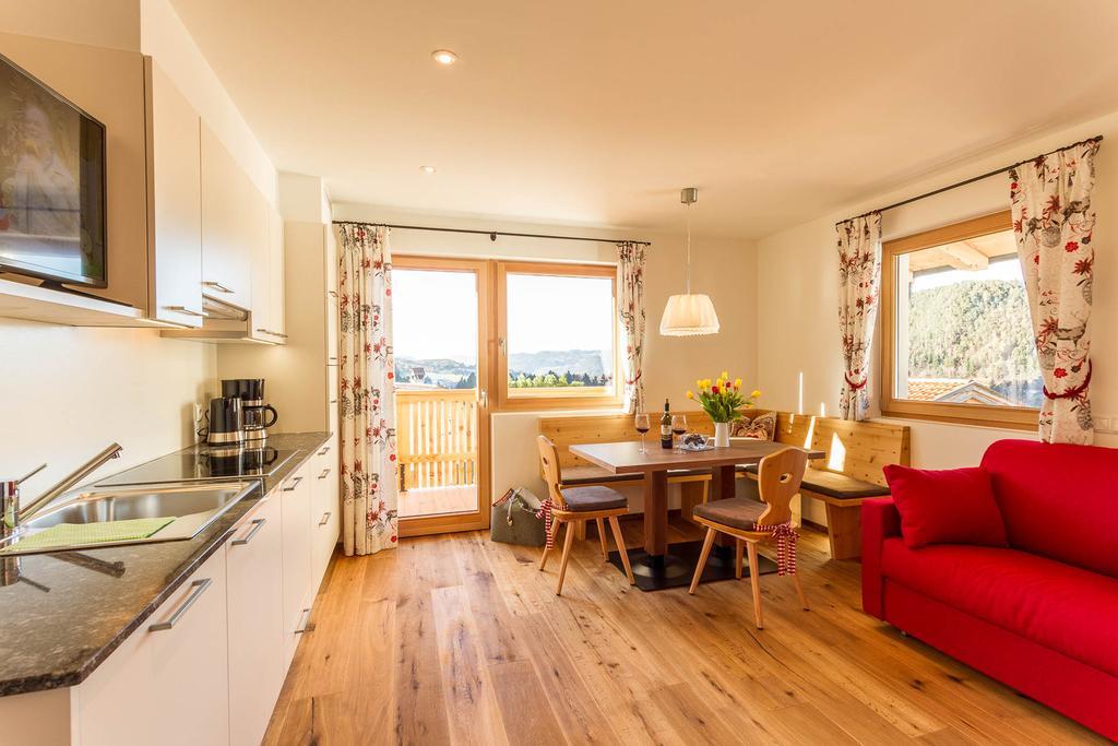 Haus Bernard Apartment Сиуси Екстериор снимка